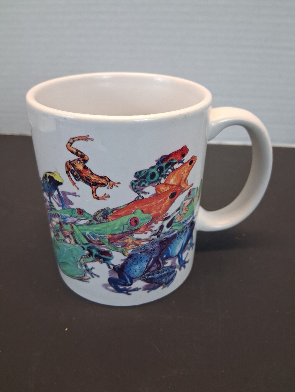 '96 Gatlinburg TN Frog Coffee Mug HW XCVI Colorful Amphibian 8oz Sublimation USA